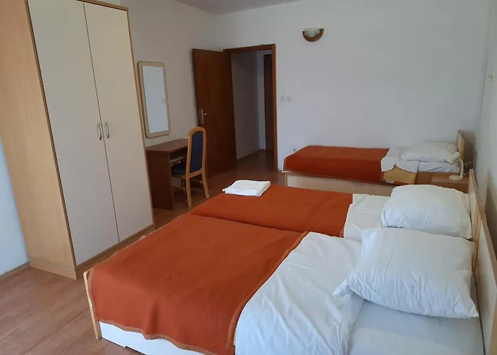 Gostinjska kuća Retro By The Sea 3*