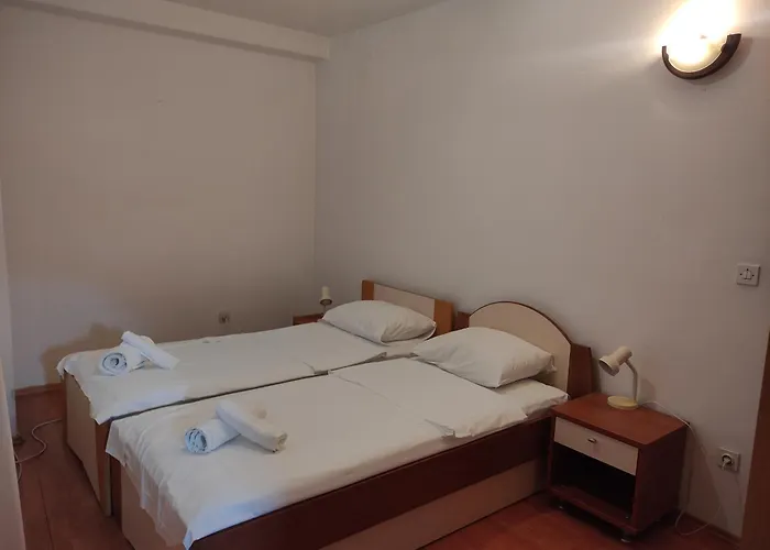 Gostinjska kuća Retro By The Sea 3*