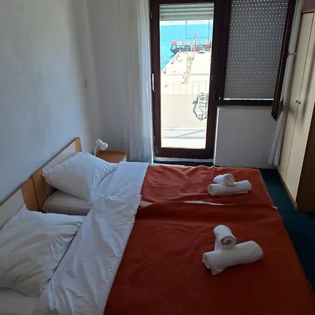 Guest house Retro By The Sea